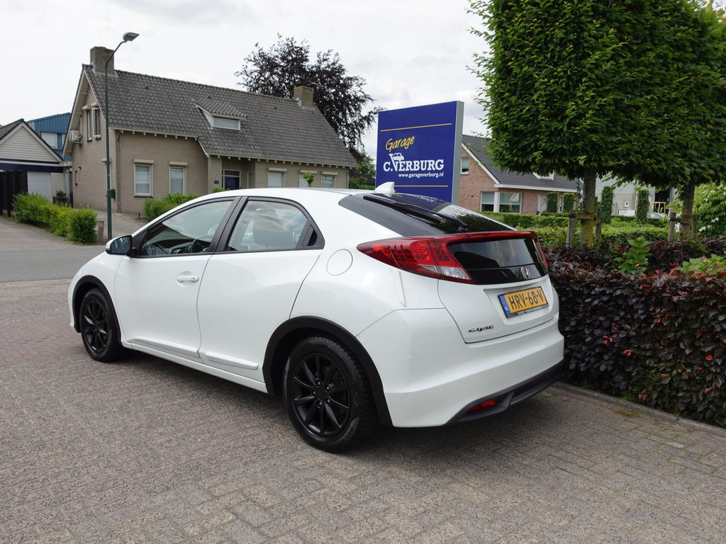 Suzuki Swift 1.2 Comfort EASSS (Airco,Cruise,Lm velgen) 52788869-7.jpg | Garage Verburg