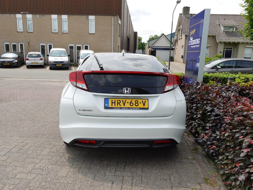 Mazda 2 1.5 Skyactiv-G GT-M -Uniek- | White Edition 115 Pk | (Navi,Cruise,PDC,LEER,HUD,Stoelverwarming,Keyless) 52591839-17.jpg | Garage Verburg