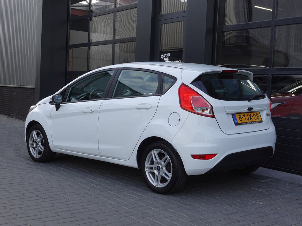 Toyota Yaris 1.3 VVT-i Now (Airco,Trekhaak,12-2013) 52592189-15.jpg | Garage Verburg